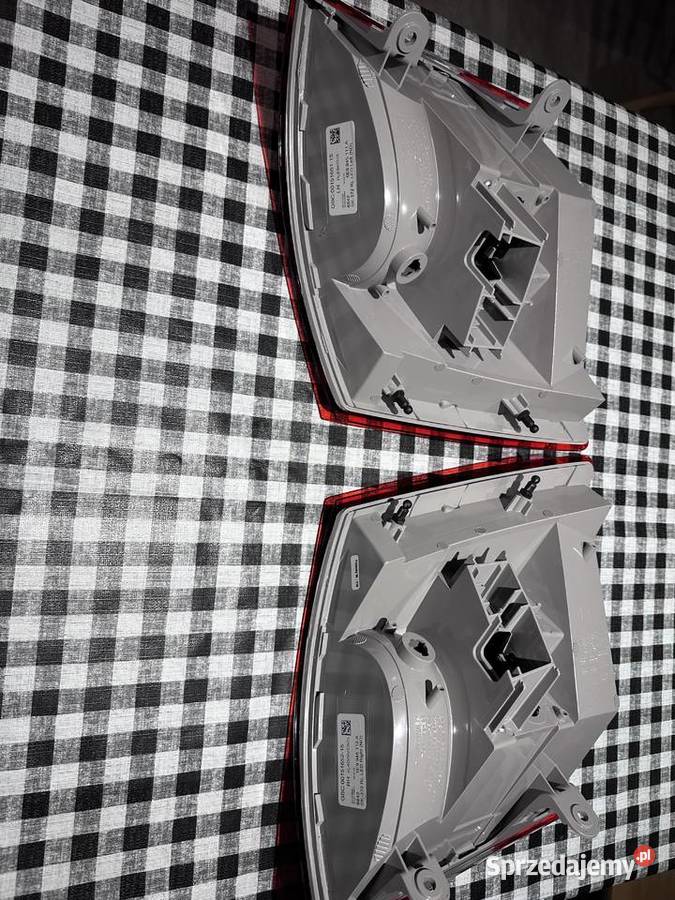 Lampy Tył Skoda Octavia Kombi 3komplet prawa osobowe Części samochodowe