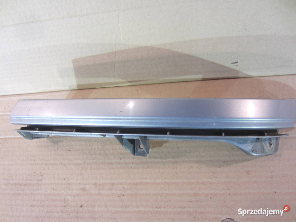 listwa lampy lewa przód opel zafira a 90580651 Szczecin sprzedam