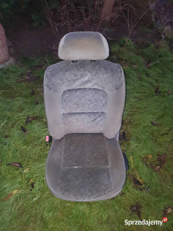 Fotel lewy kierowcy Renault Laguna I 9401 Rok produkcji 1995 Kraków sprzedam