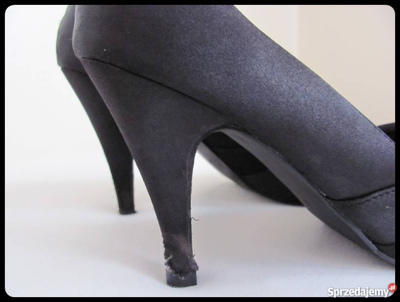 Czarne czółenka rozmiar 39 wkładka skórzana 25 mazowieckie Płock