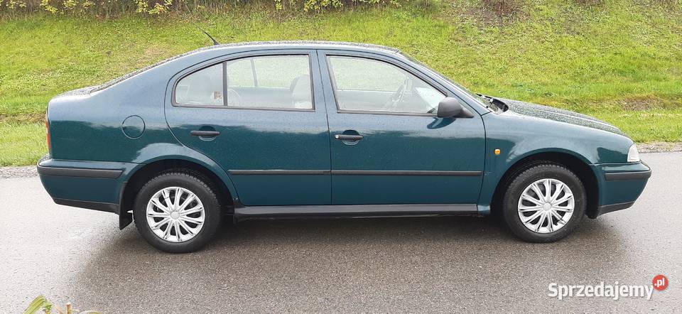 Skoda Octavia 16 8v benzyna 2000r Nowe OC Tanio 1600cm3 Rzeszów
