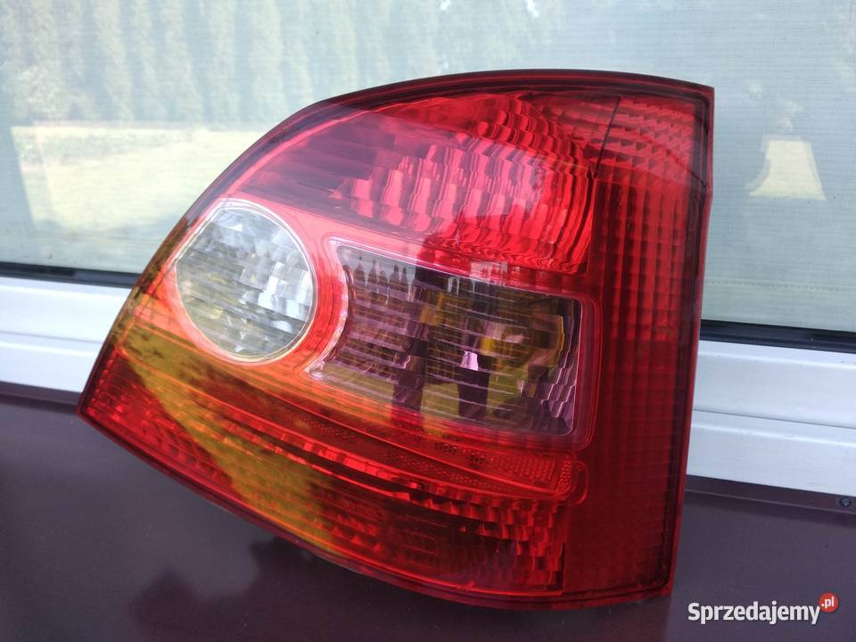 Honda Civic VII 7 5d przedlift lampa tył tylna Lampy tylne