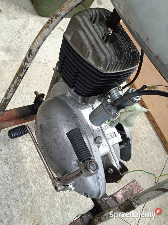 Silnik WSK 125 remoncie osobowe