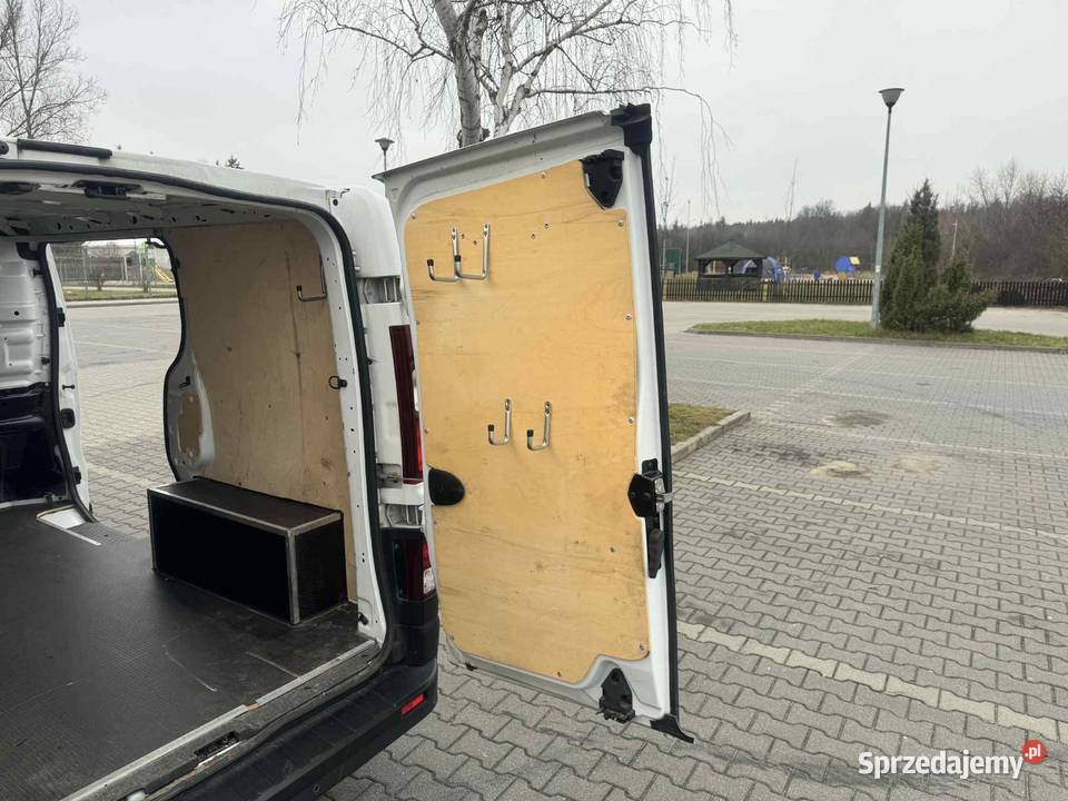 Renault Trafic niski przebieg FV23 idealny stan