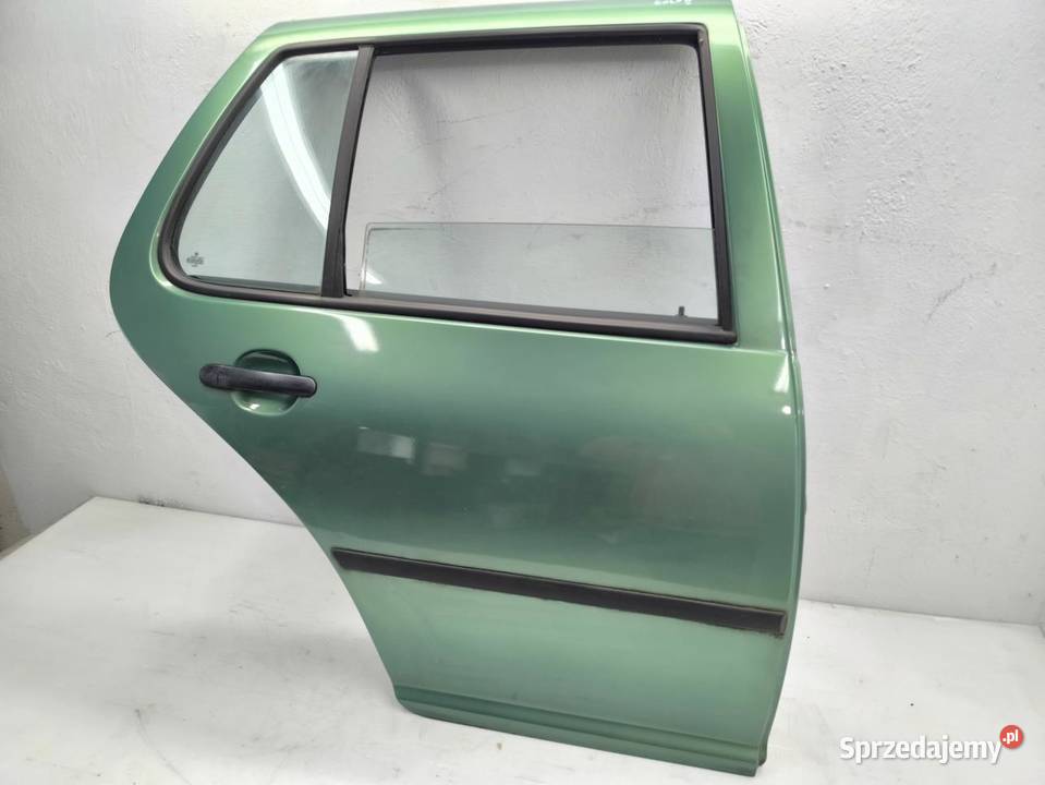 DRZWI PRAWY TYŁ VW GOLF IV 14