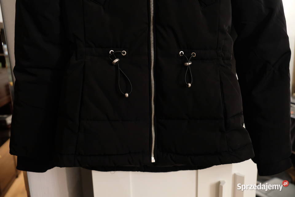 czarna kurtka pikowana HM xxs 32 kaptur ściagacz