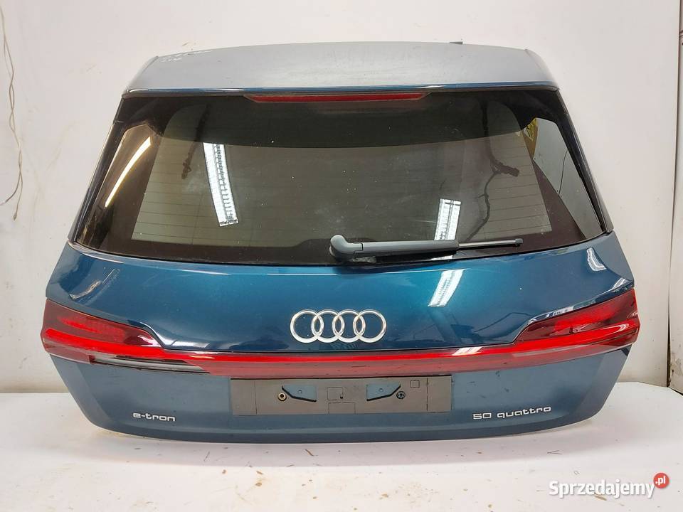 Audi Q8 ETRON SUV 4KE klapa pokrywa bagażnika