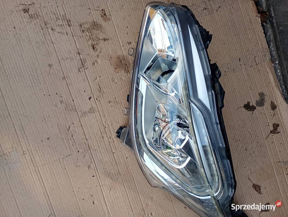 Lampa przód lewy peugeot 208 gti sprzedam