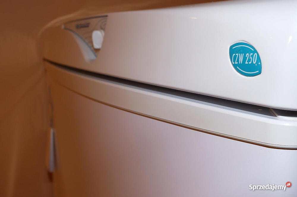 Lodówka Polar CZW 250 pomorskie