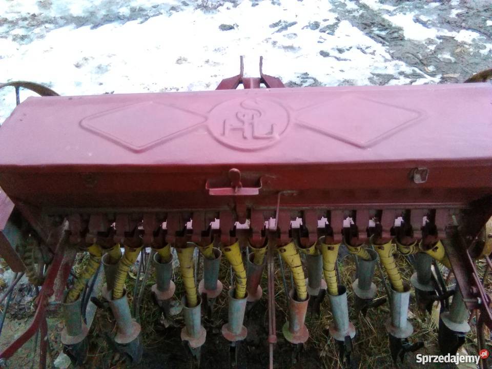 Siewnik zbożowy SHL konny do ciągnika Nałęczów sprzedam