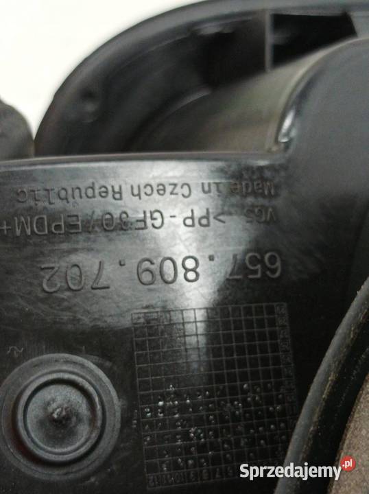 KLAPKA WLEWU PALIWA SZARA 657809702 Skoda Kamiq