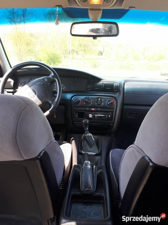 Opel Omega 20 8v 352000km świętokrzyskie Małogoszcz