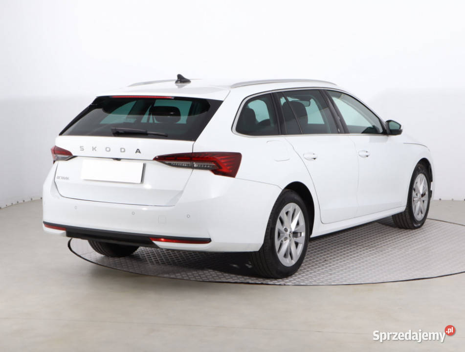 Skoda Octavia 15 TSI światła do jazdy dziennej Piaseczno