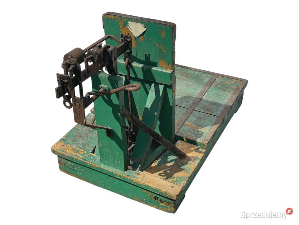 Stara drewniana waga 2