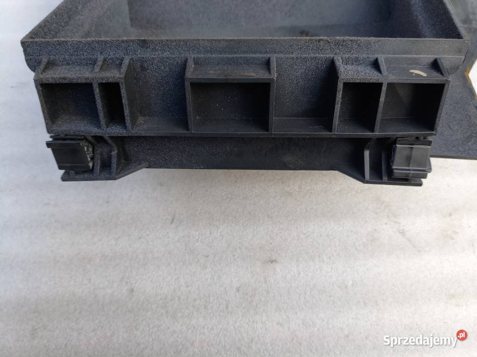 Schowek Pasażera BMW 7 E32 Beżowy osobowe mazowieckie Wyszków