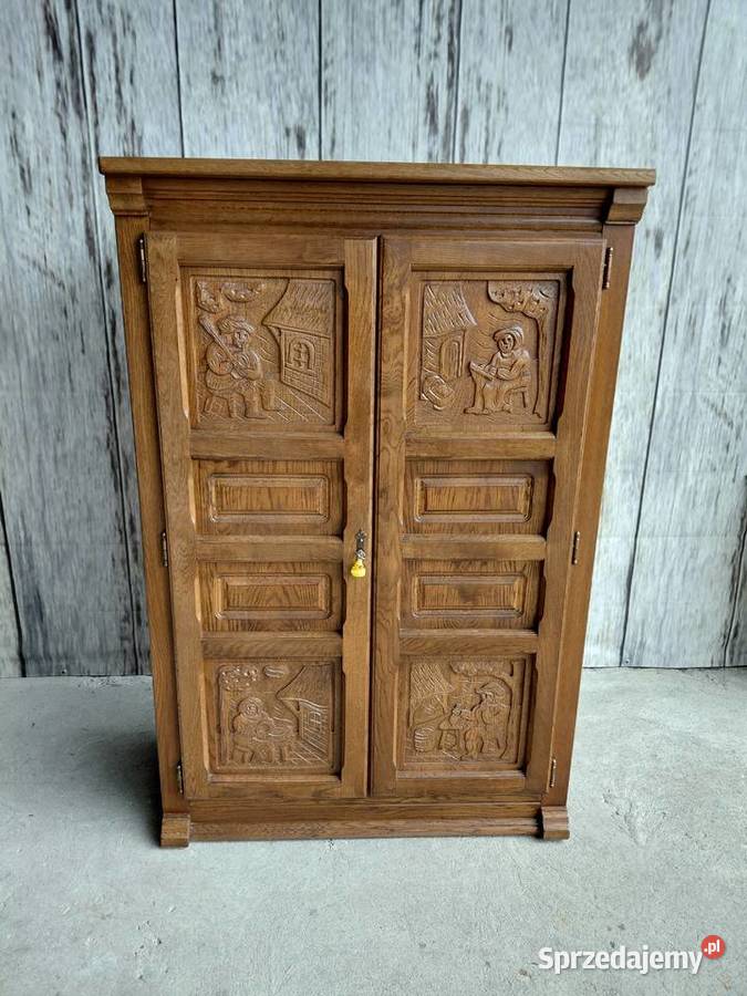 wysoka komoda rzeżbiona 505 Komody Byczyna