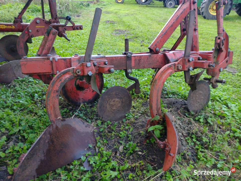 Pług 4skibowy obrotowy kverneland zabezpieczenia nieuszkodzony