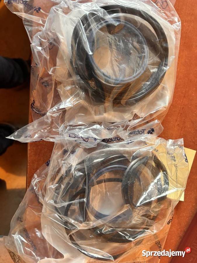 Zestaw uszczelnień pompka paliwa manitou Płock