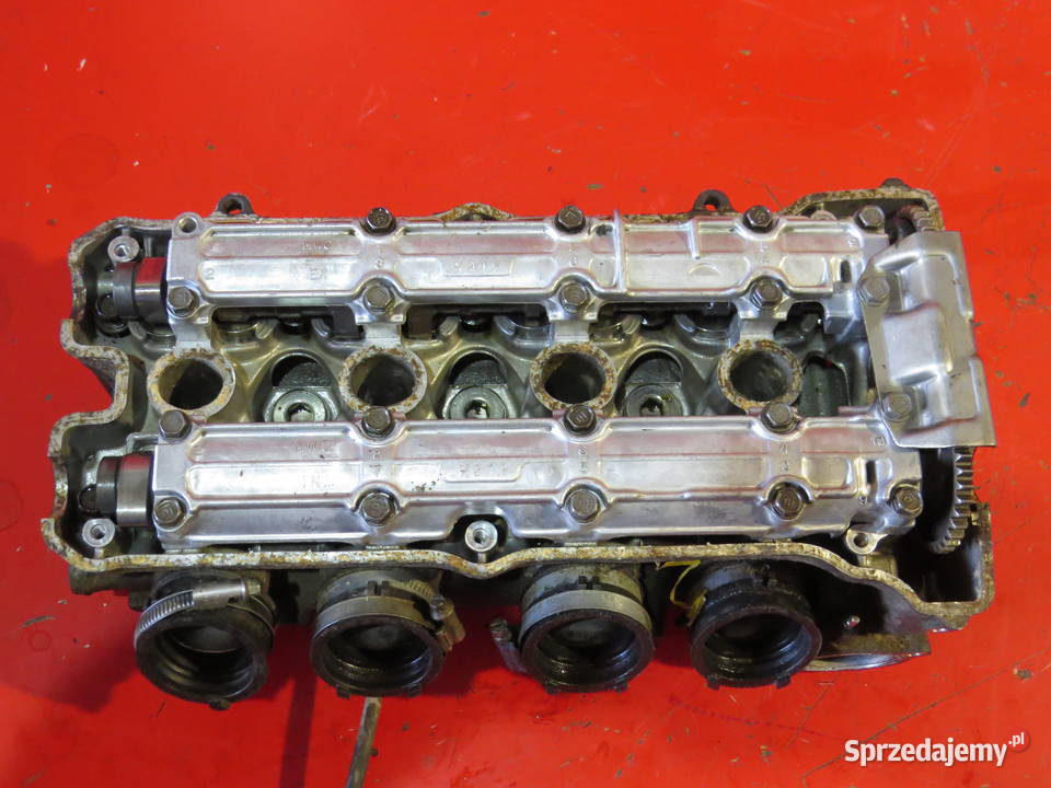 HONDA CBR 900 RR CBR900RR SC33 głowica zawory