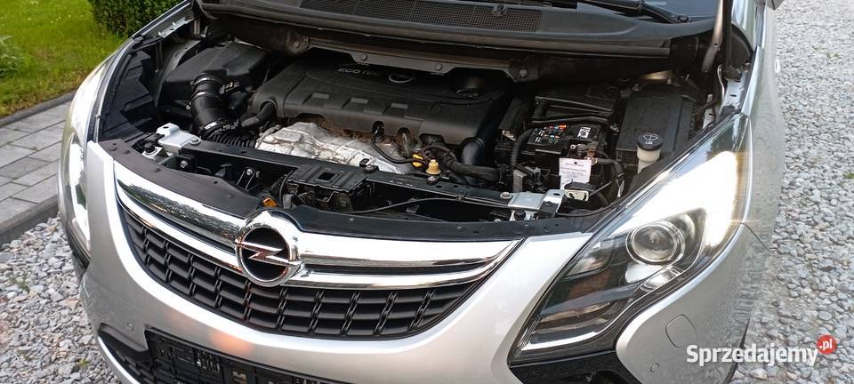 Opel zafira 20 diesel 165 2013 bezwypadkowy wspomaganie kierownicy śląskie Zbrosławice