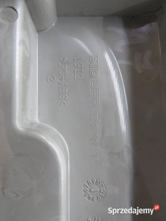 LAMPKA OŚWIETLENIA KABINY AUDI A7 4G 4G0951177