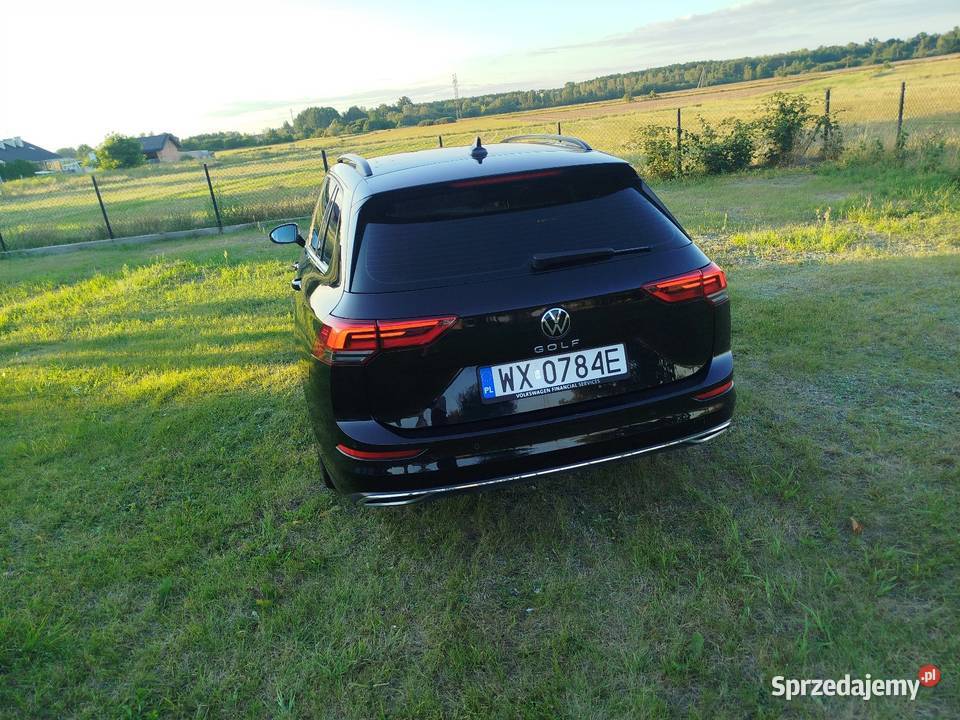 Volkswagen Golf 8 benzyna