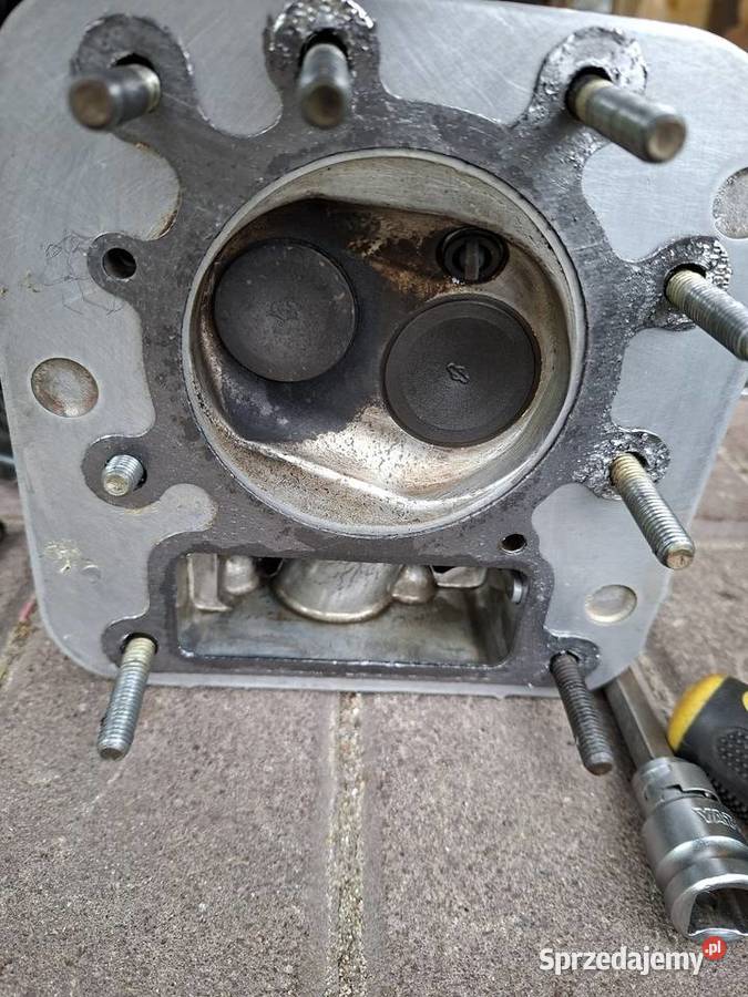 Głowica Brigs traktorek mtd 155 OHV