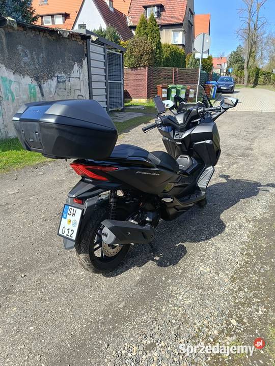 Sprzedam honde forza 125 niski przebieg nieuszkodzony Siemianowice Śląskie