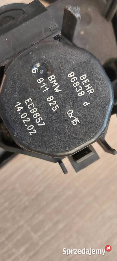 Silniczek nawiewu BMW 7 E65 6908979 6911819