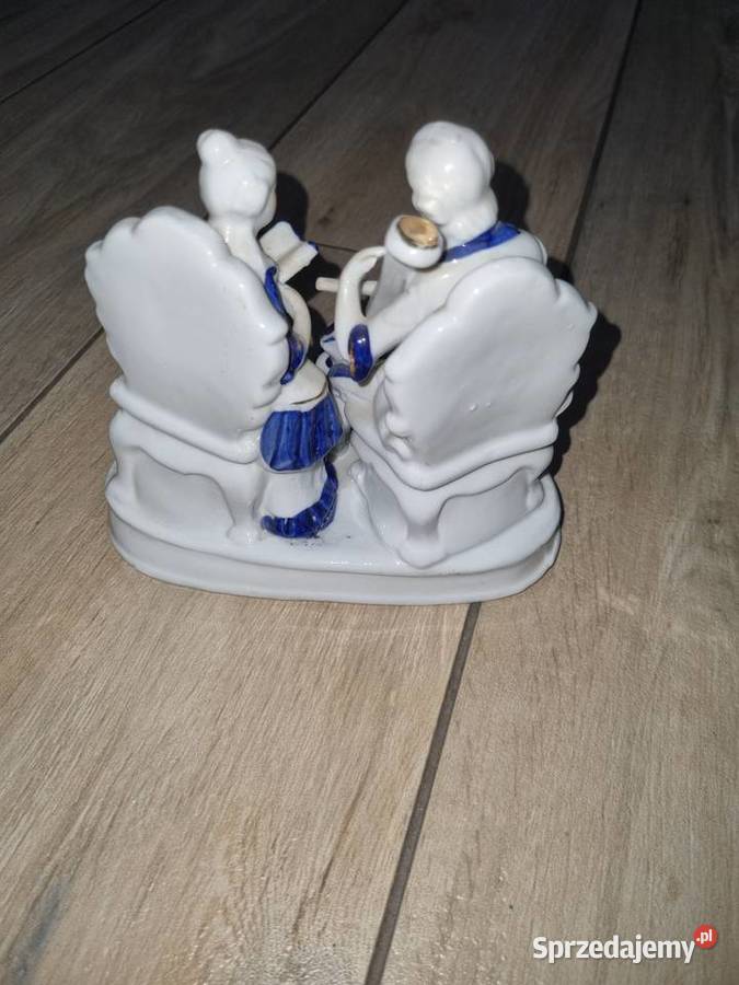 Figurka Z Porcelany Para wielkopolskie Wola Podłężna sprzedam