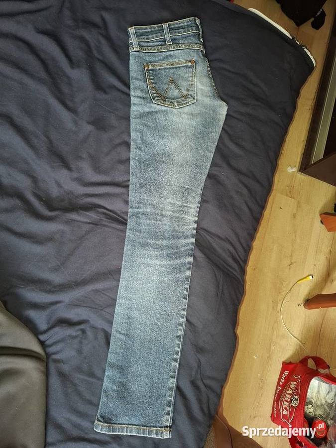 Oryginalne jeansy damskie Wrangler lia Slim Rozmiar 32 (XXS) sprzedam