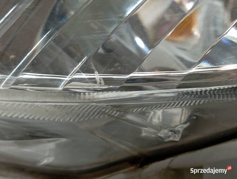 LAMPA PRZÓD LEWA KOMBI E12 Toyota Corolla IX sprzedam
