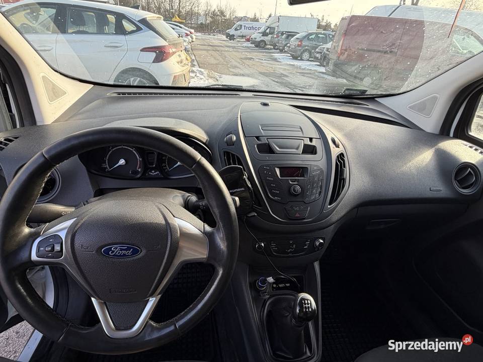 Ford Transit Courier 2015 15 TDCi pierwszy Warszawa