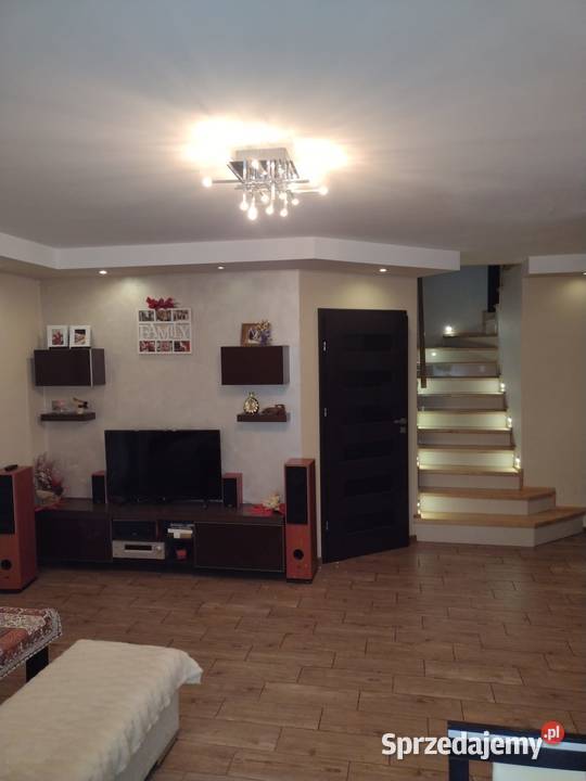 Dom TRZEBOWNISKO 140 m