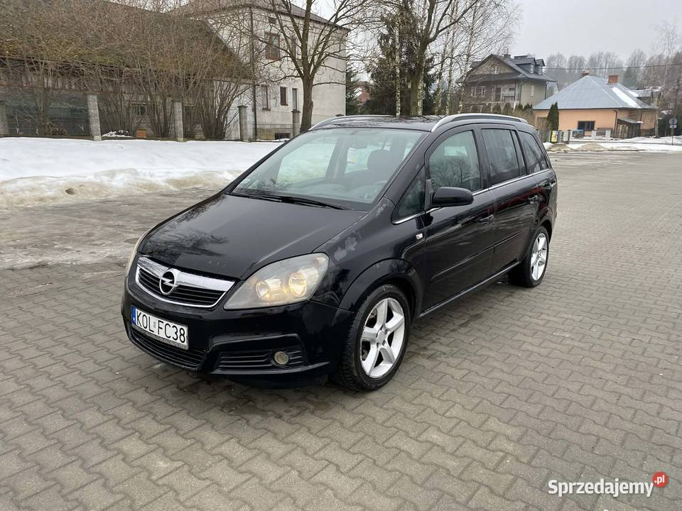 Opel Zafira B 19 CDTI 7osobowa Samochody osobowe