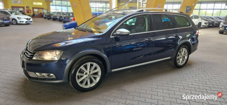 Volkswagen Passat Alltrack opis W podanej Roczna sprzedam