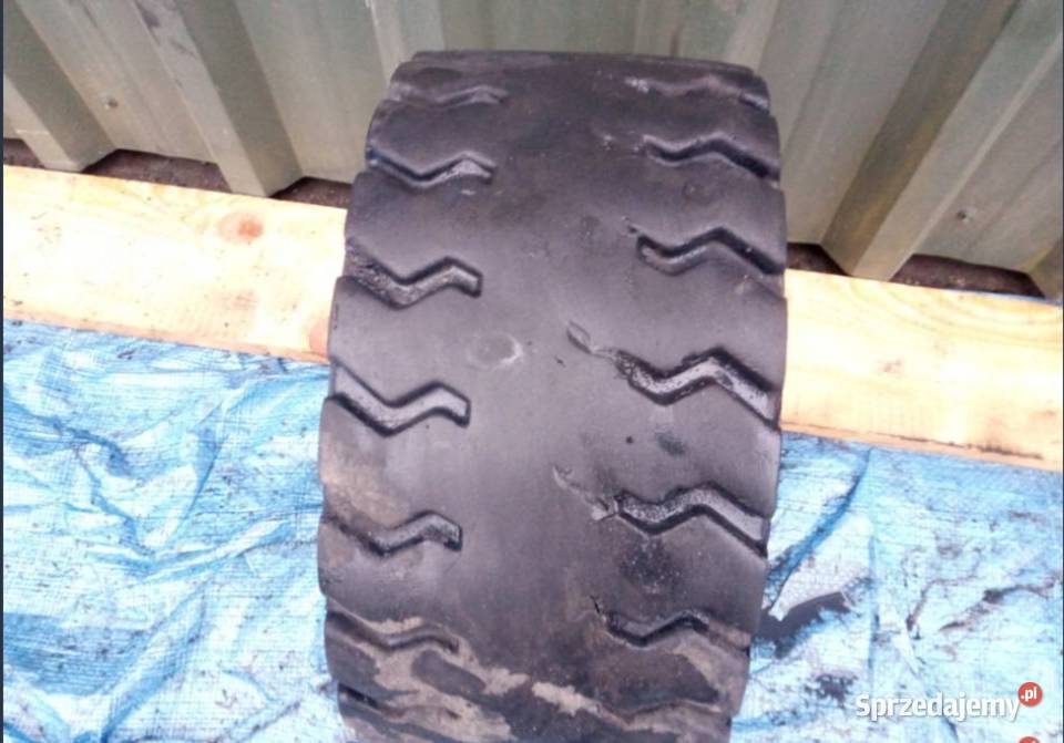 Opona 200 X 50 R 10 Unigom Szprotawa