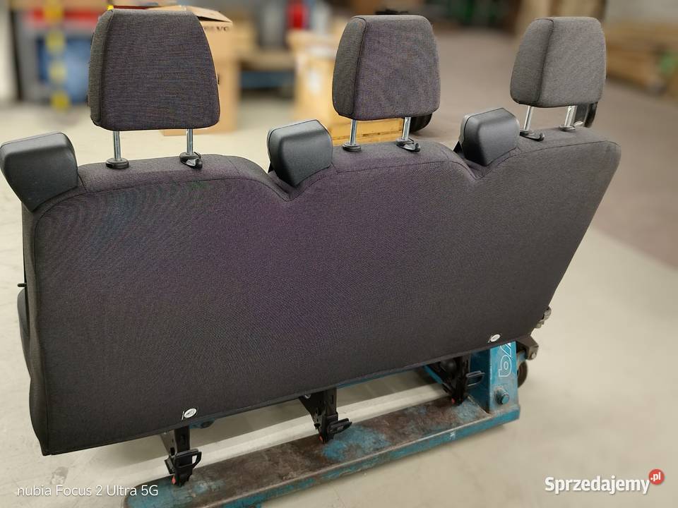 Tylną kanapą Ford Tourneo Custom Motoryzacja sprzedam