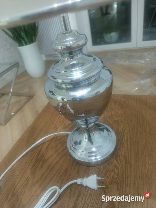Lampa z kloszem podkarpackie Strzyżów