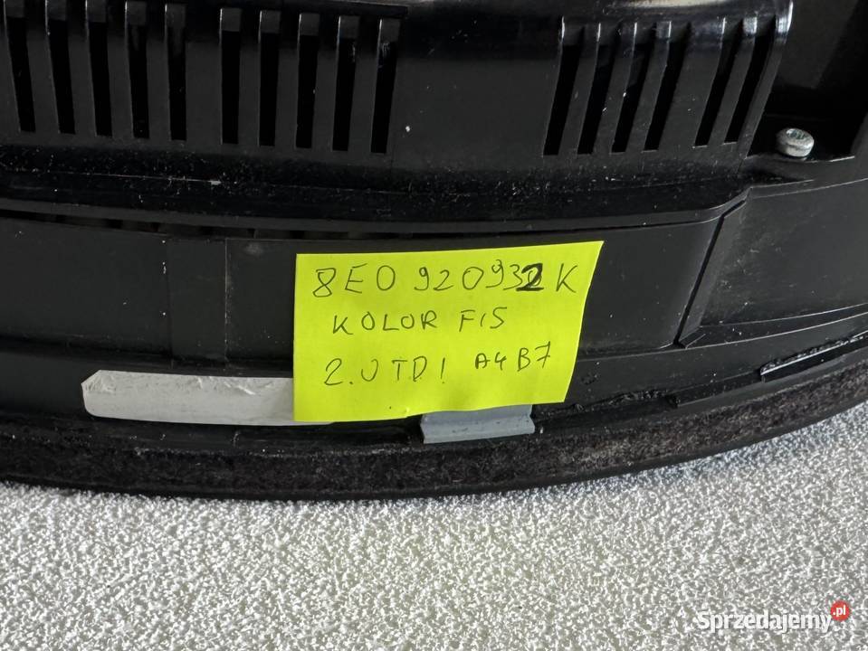 LICZNIK ZEGARY PRĘDKOŚCIOMIERZ AUDI A4 B7 20 TDI Liczniki i zegary Warszawa