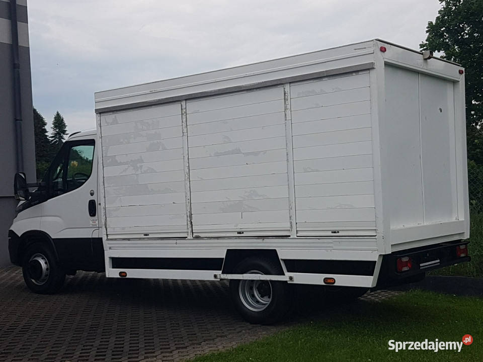 Iveco 70C18 KONTENER ROLETY BOK DO TRANSPORTU Rok produkcji 2019 Samochody ciężarowe Poręba