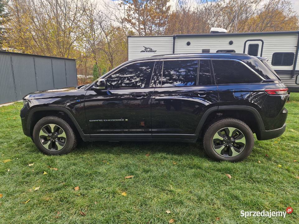 Jeep Grand Cherokee EUROPA bezwypadkowa HYBRYDA nieuszkodzony Warszawa
