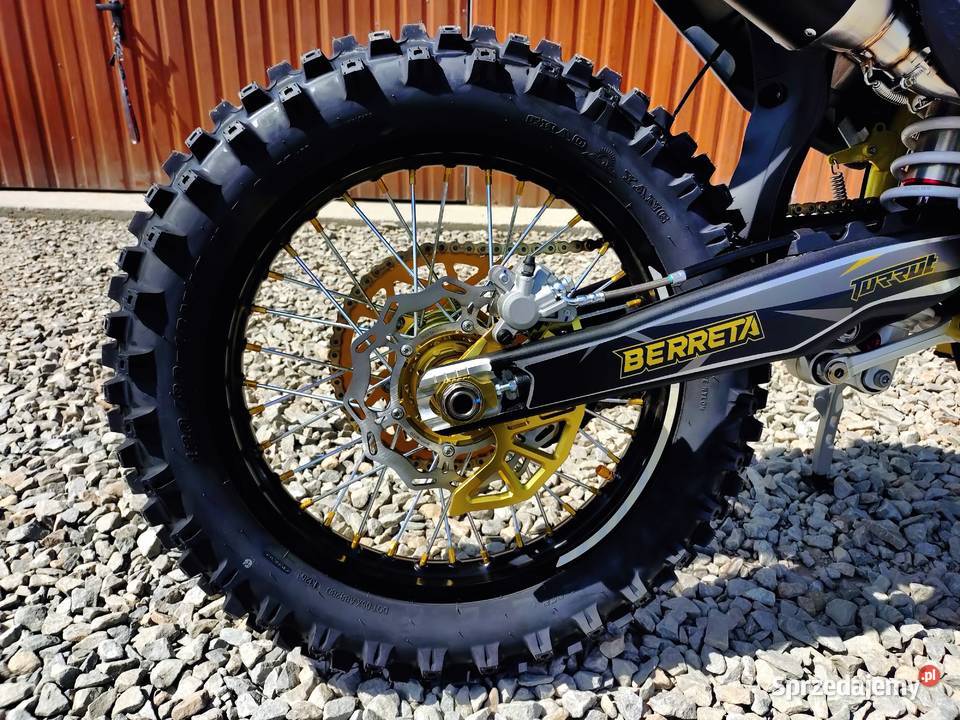 Cross BERRETA TR7 300 ciecz KTM 1821 Lampy Krosno