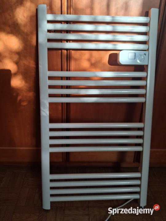 Grzejnik elektryczny łazienkowy 500W 98x545x9 pomorskie sprzedam