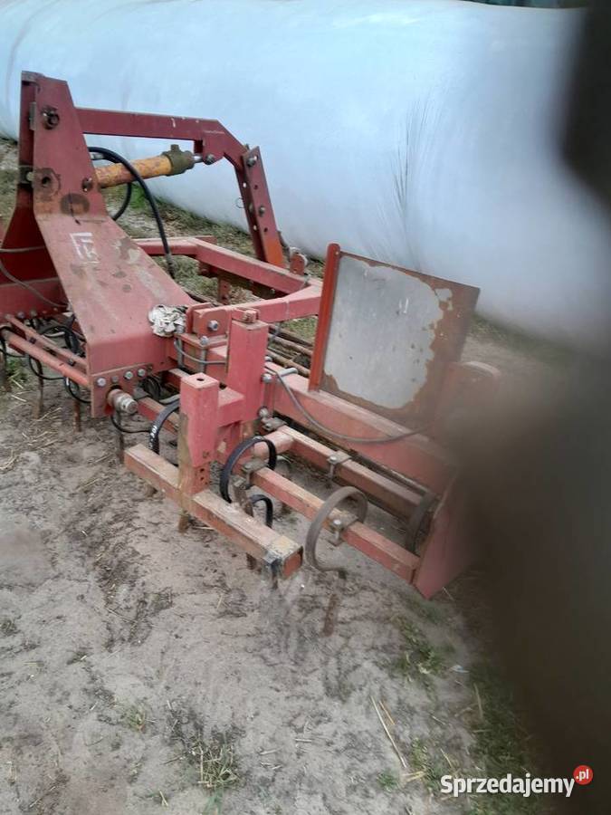 Wyprzedaż maszyn rolniczych Kownacin