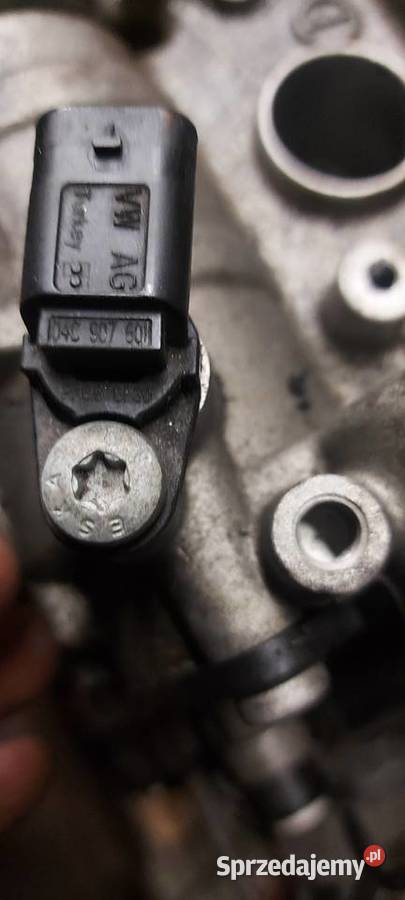 Czujnik położenia wału Audi VW Skoda 04C907601 śląskie