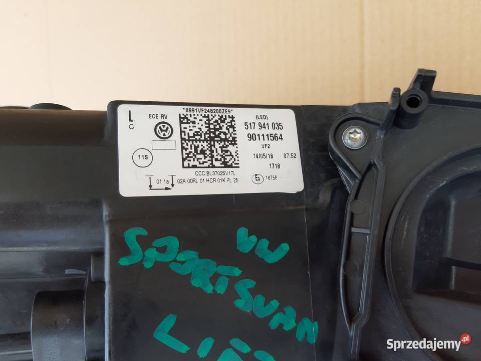 VW SPORTSVAN LIFT REFLEKTOR LEWY LAMPA FULL LED lubuskie Trzciel