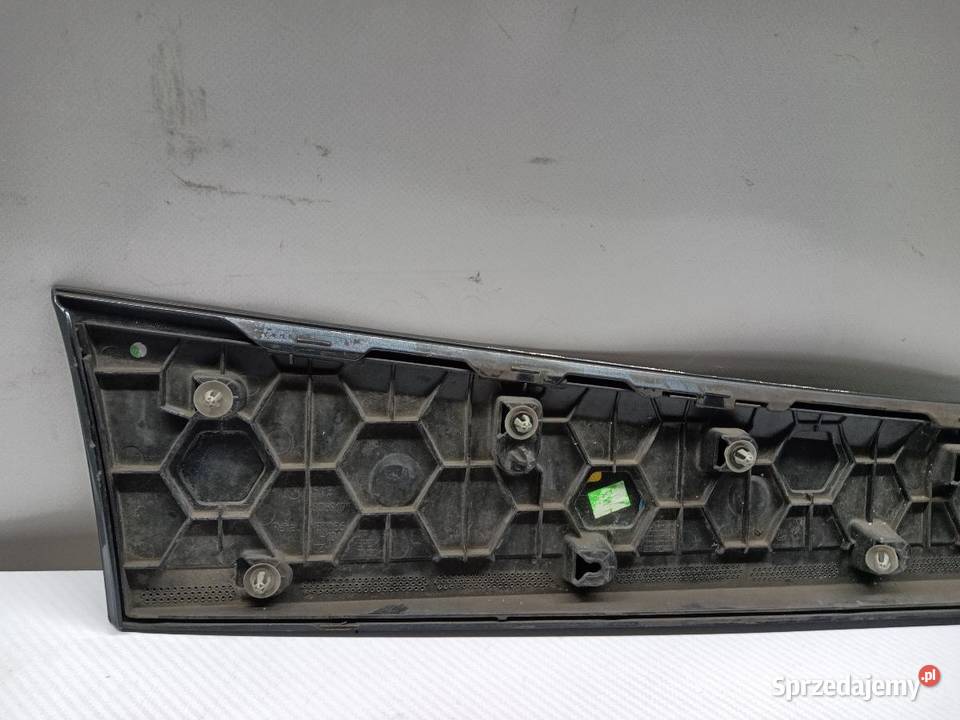 LISTWA DRZWI TYŁ TYLNA LEWA BMW X2 F39 8069197 osobowe