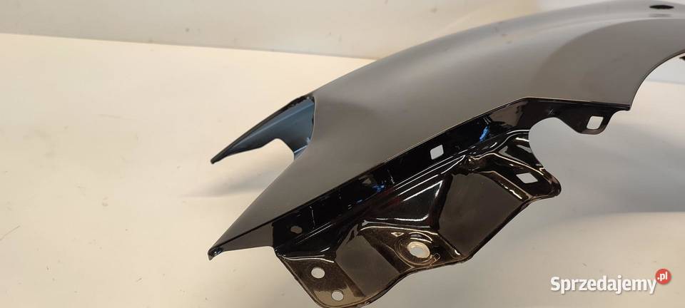 SUZUKI SWIFT MK8 BŁOTNIK LEWY PRZÓD Błotniki