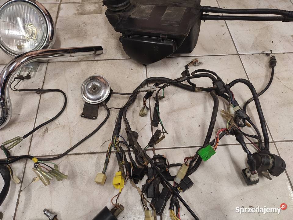 Suzuki LS 650 Savage części lampa manetki wiązka Pozostałe